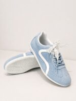 Naiste sinised vabaajajalatsid