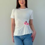 T-särk orhideega valge