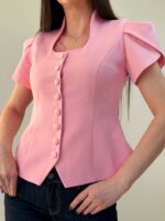 Lühikeste varrukatega püstkraega jakk