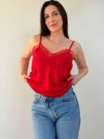 Атласный топ с кружевным декором
