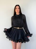 Manžeti ja vööga kleit