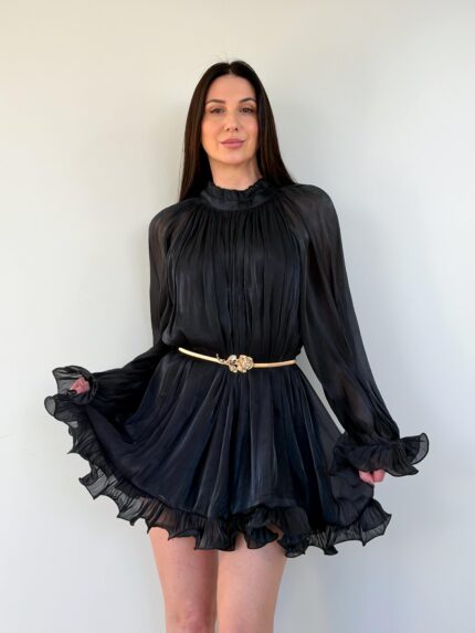 Manžeti ja vööga kleit