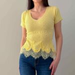 Футболка с ажурным низом