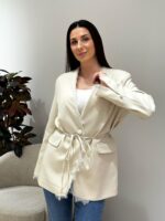 Пиджак с отделкой гипюром