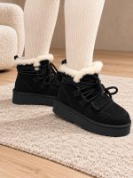 Ботинки из натуральной замши черные