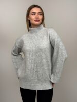 Laiade varrukatega helehall džemper